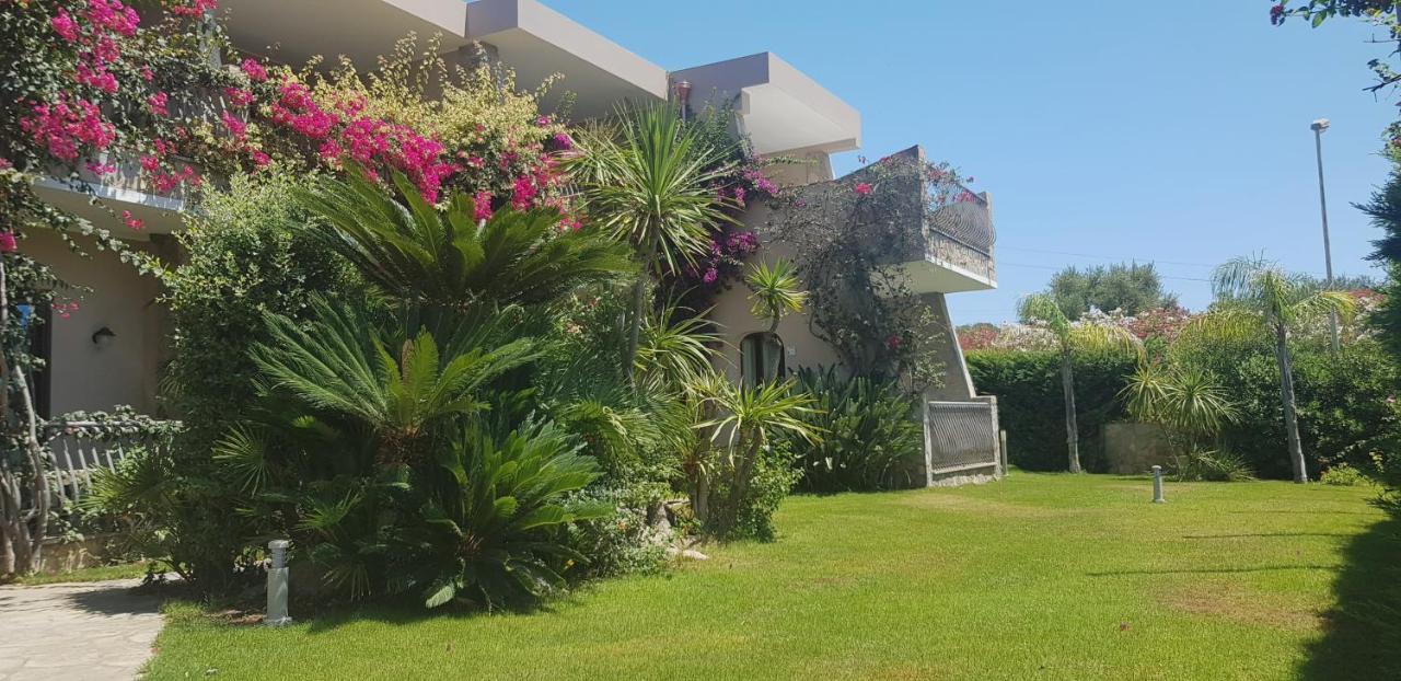 Palm Village Villasimius Extérieur photo