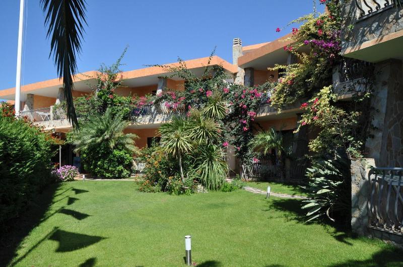 Palm Village Villasimius Extérieur photo
